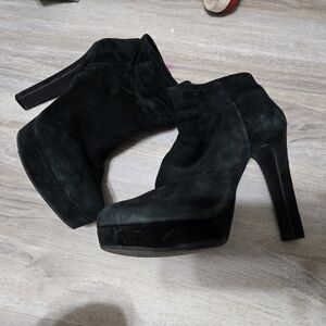Chic Black Suede Platform Heels